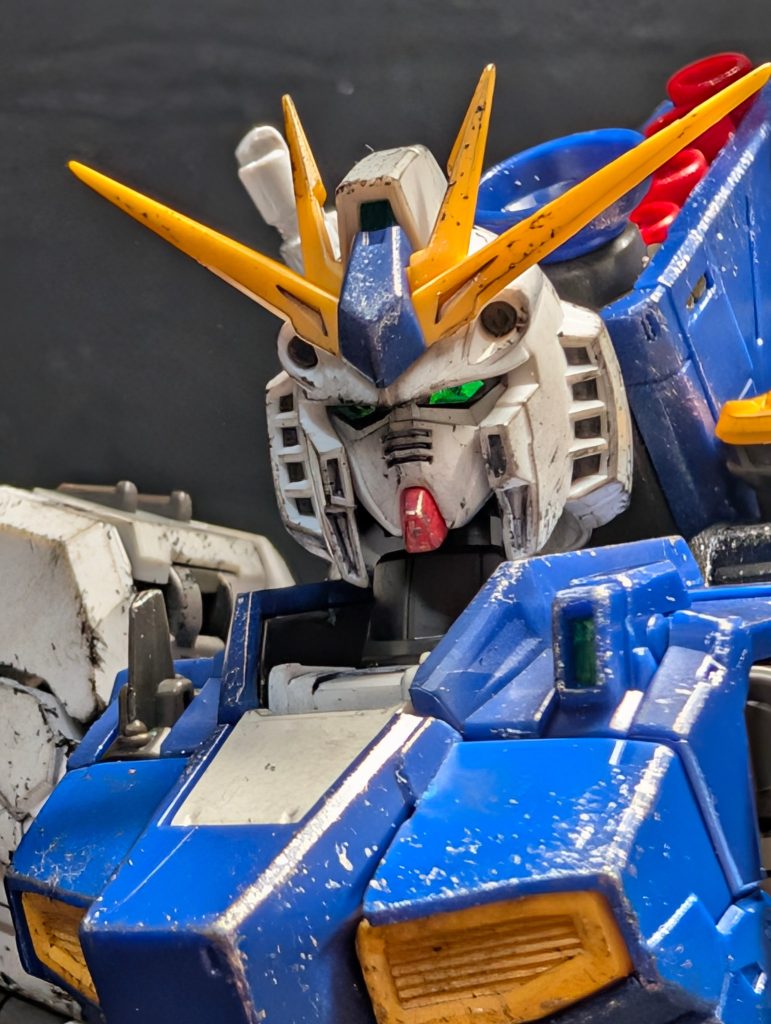 RX-93ff ロングレンジフィンファンネル装備