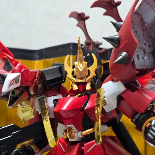 スミス大薫の使者！合体サザビー！