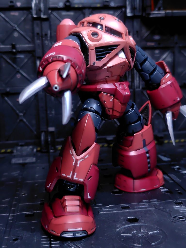 メガ粒子砲口はシルバー。