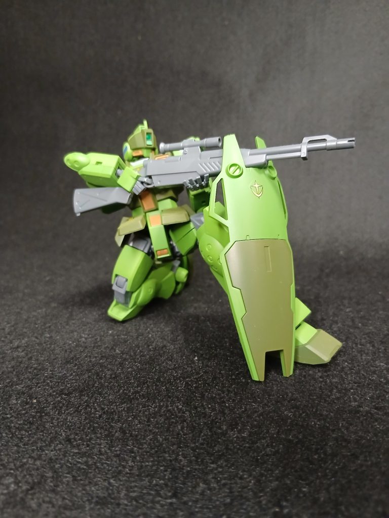 ジムスナイパーⅡ迷彩？