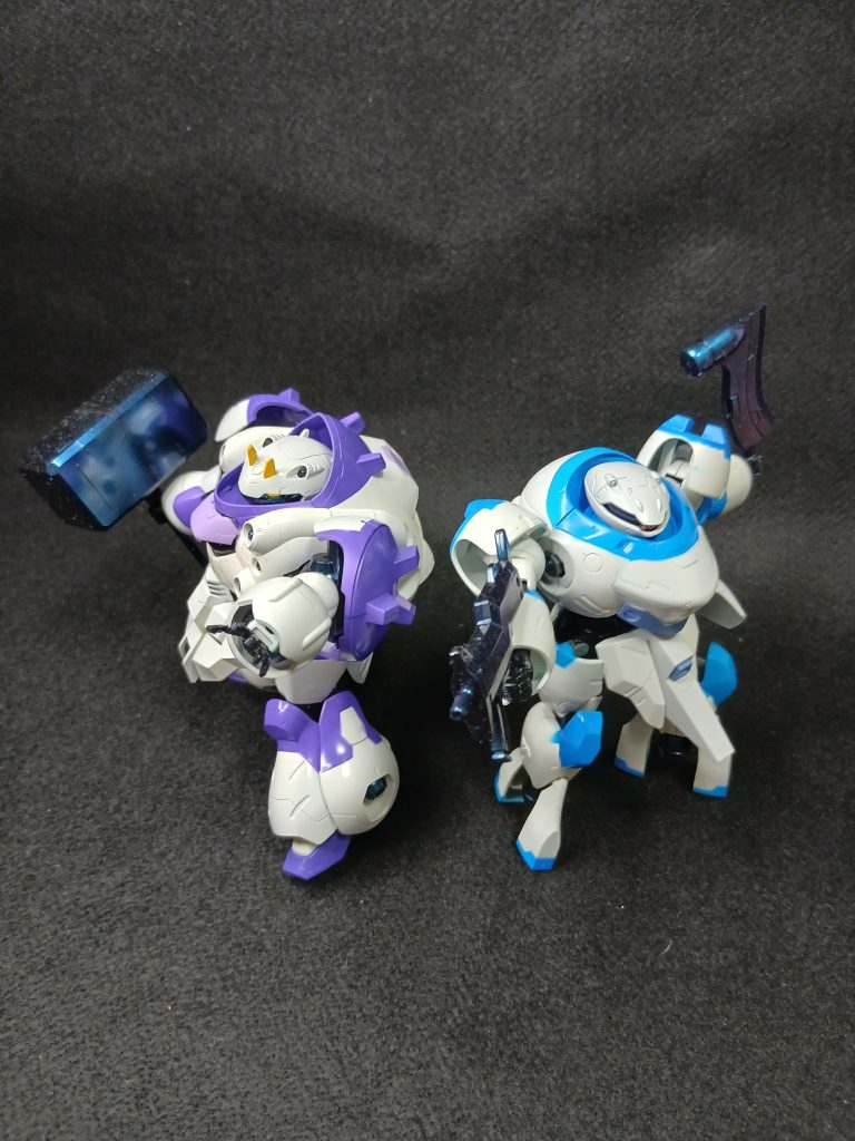 先に買ってたマンロディとチームです(zaku-kao5)