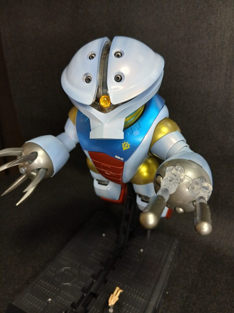アッガイ(ガンダムカラー)