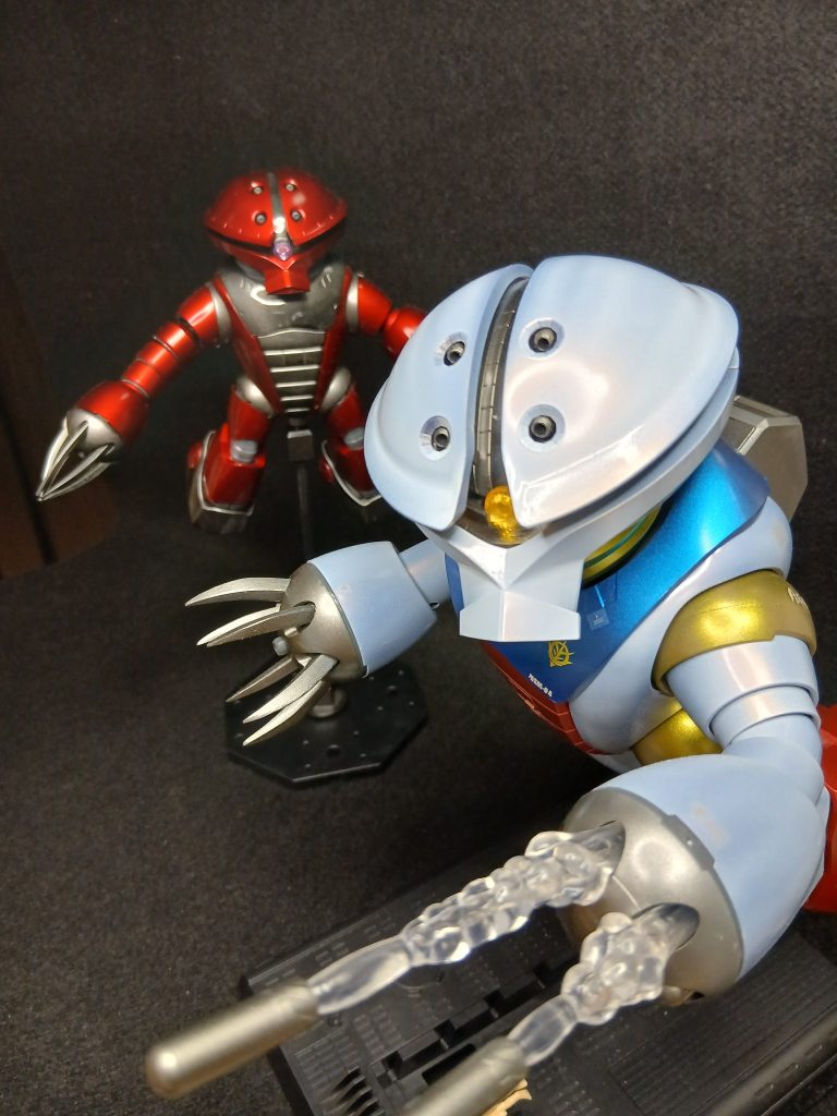 HG アッガイと一緒に水中散歩(zaku-kao2)