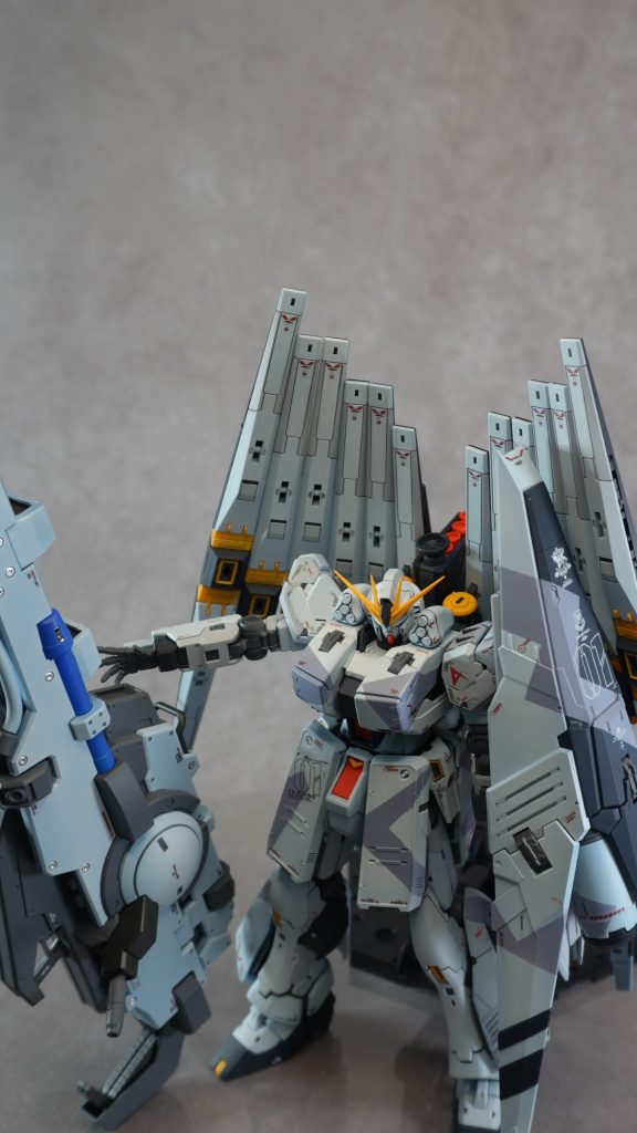 RG ニューガンダム ヘヴィーウェポンシステム・ダブルフィンファンネル・ハイパーメガバズーカランチャー装備