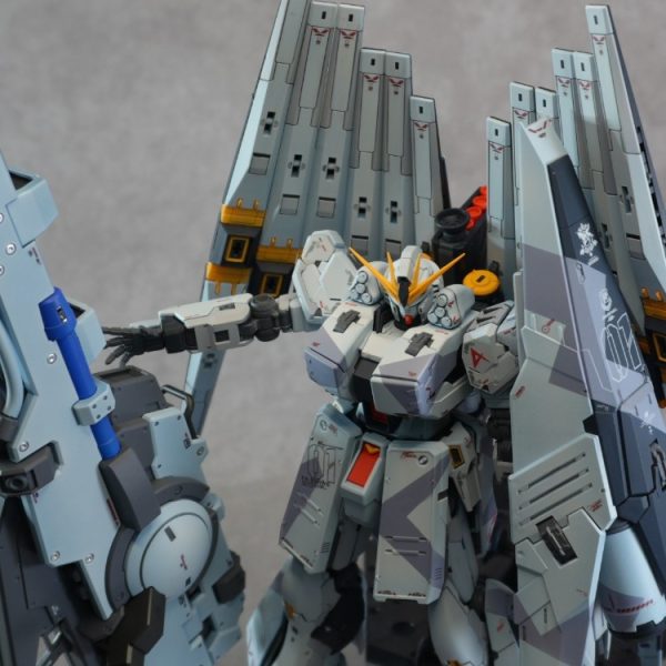 RG ニューガンダム ヘヴィーウェポンシステム・ダブルフィンファンネル・ハイパーメガバズーカランチャー装備
