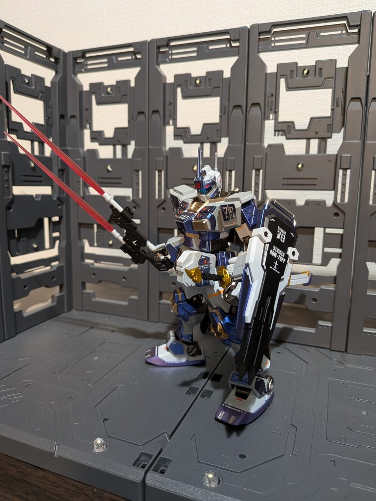 ツインビームスピア装備させて1枚！左脇に刀装備させてます…(gundam-kao9)&nbsp;