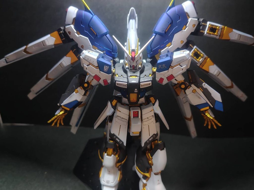 キラ・ヤマト専用Hi-νガンダム–5枚目/制作者：オノショウ