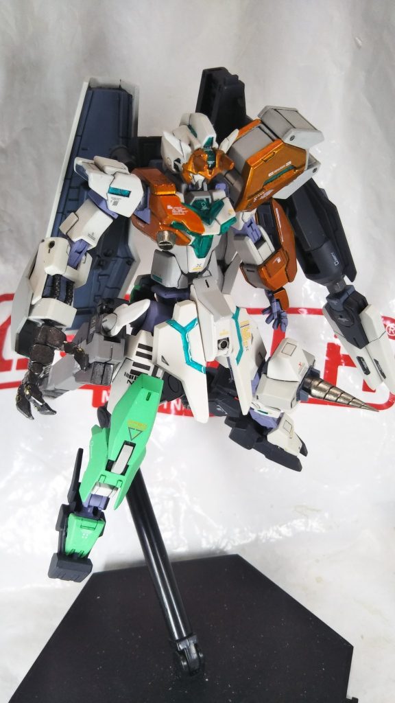 コアガンダム２・サタニクスユニットを添えて