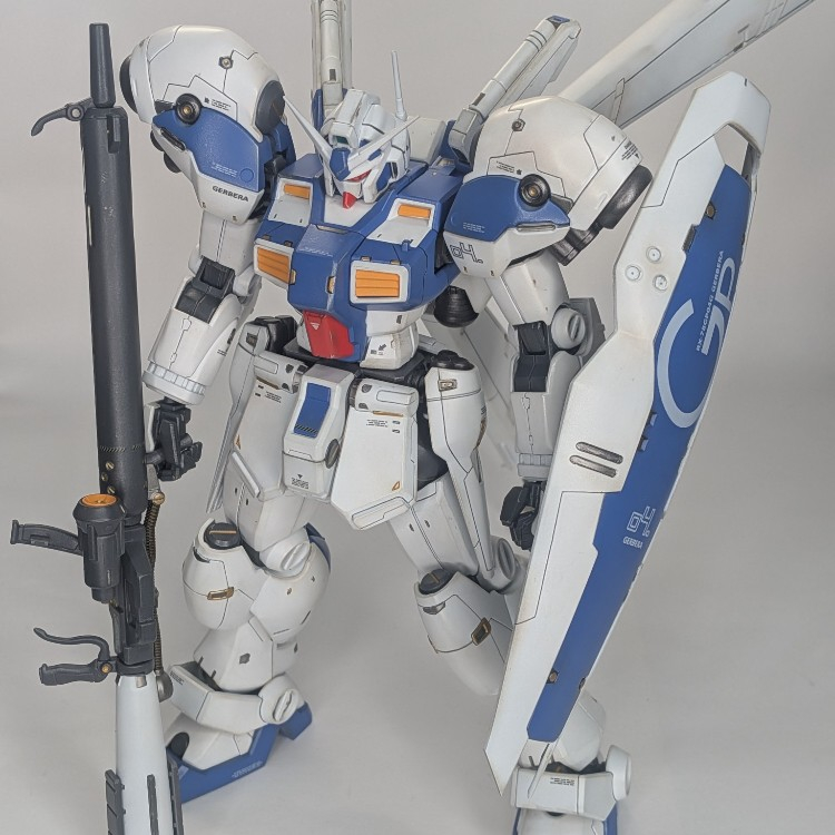 REガンダムGP04試作4号機フルメタリック塗装仕様 REガンダムGP04試作4号機フルメタリック塗装仕様 RE/100 ガンダム試作4