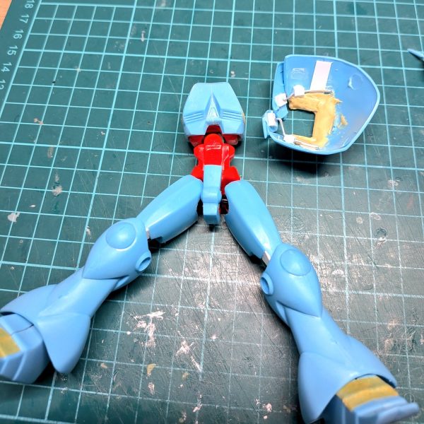 戦闘フィギュアにギャンを被せてみました✨ビフォーアフターでツーショット😆（4枚目）