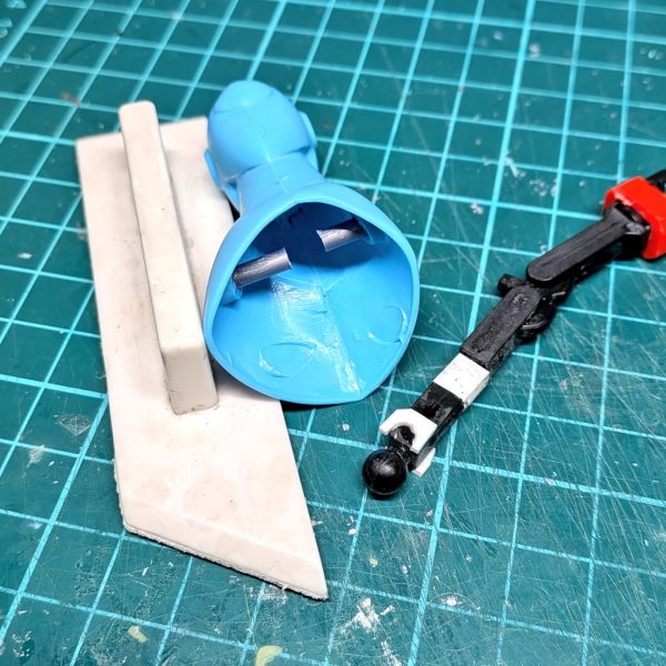 戦闘フィギュアにギャンを被せてみました✨ビフォーアフターでツーショット😆（5枚目）