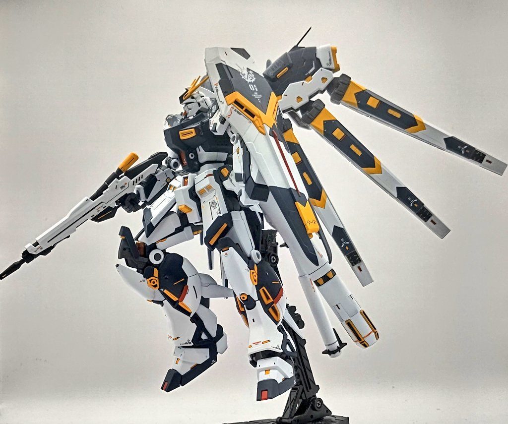 RGハイニューガンダム ニューガンダムカラー–3枚目/制作者：@deeen0719