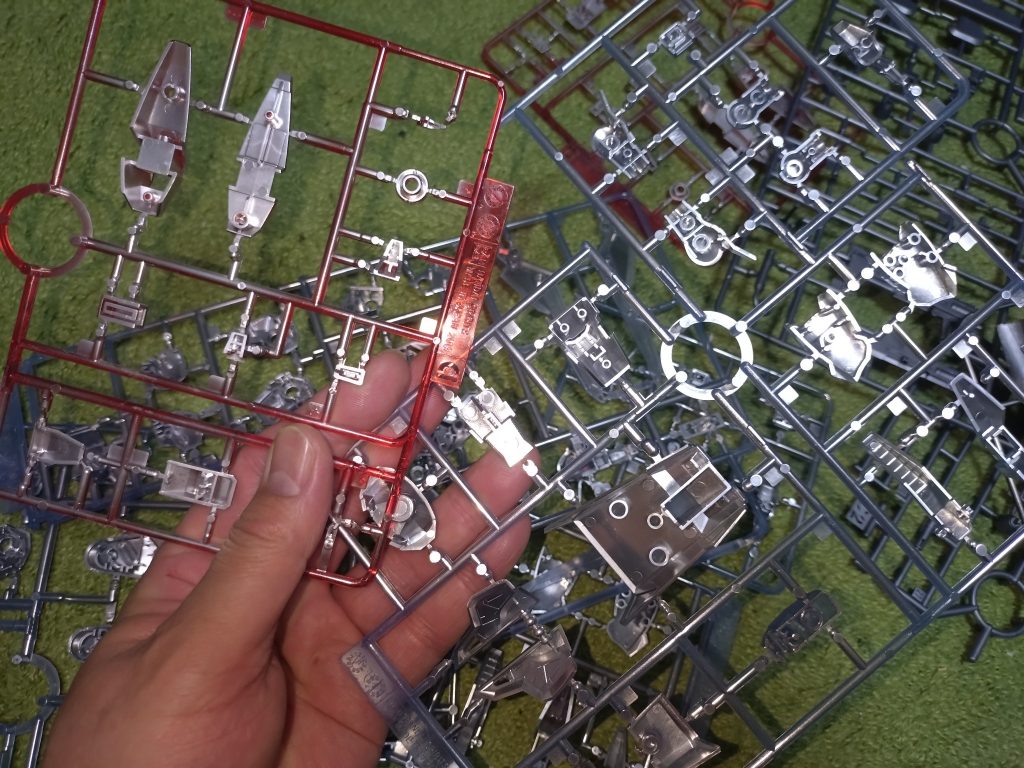 プレミアムミラークロームで背面塗装