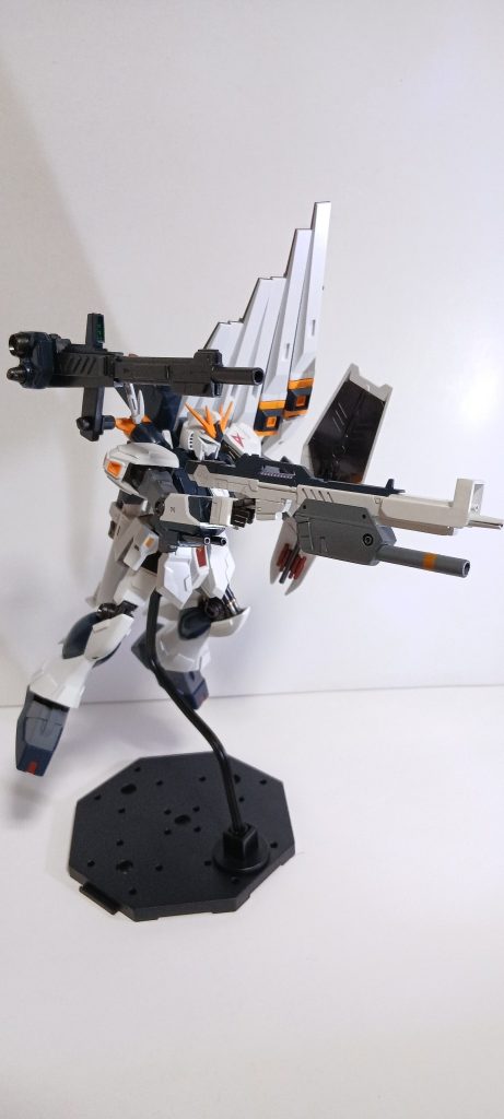 ｢ズババババァッ～‼️｣っと試作型ビームキャノン展開‼️