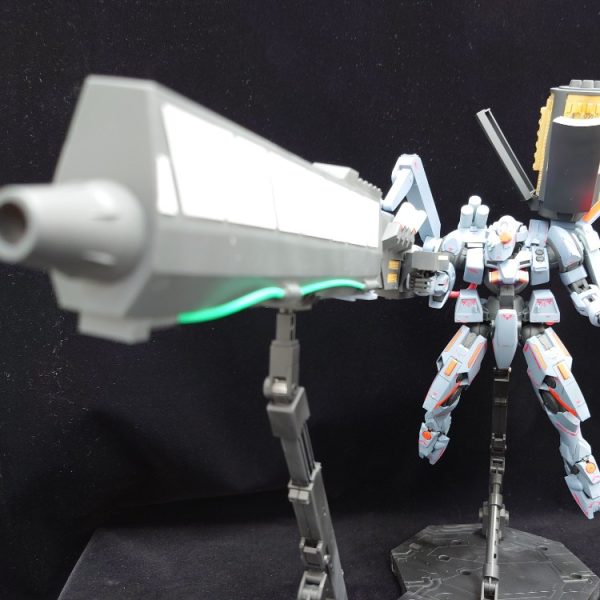 ジンクスヒュージキャノン装備型