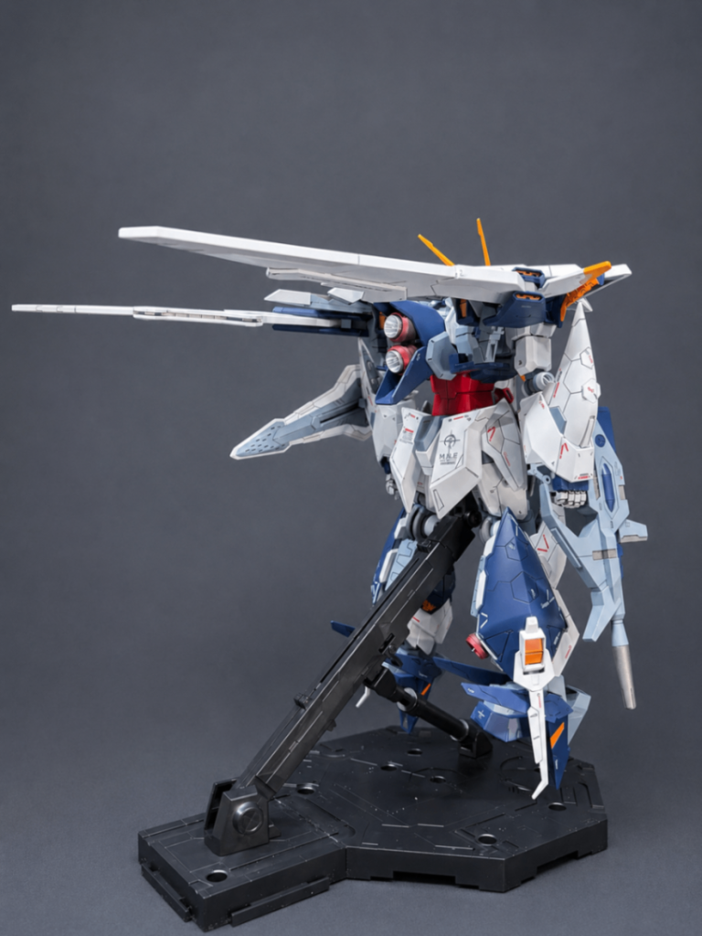 クスィーガンダム  フライトモード–3枚目/制作者：とも
