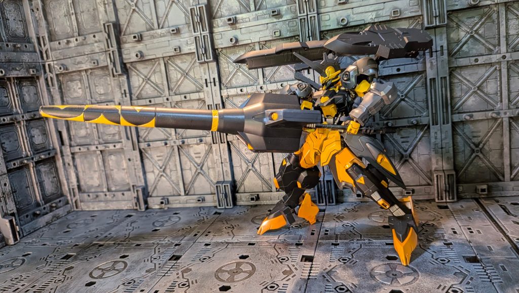 スズメバチヴィダール–9枚目/制作者：Mio キャンプ場＆ガンプラ