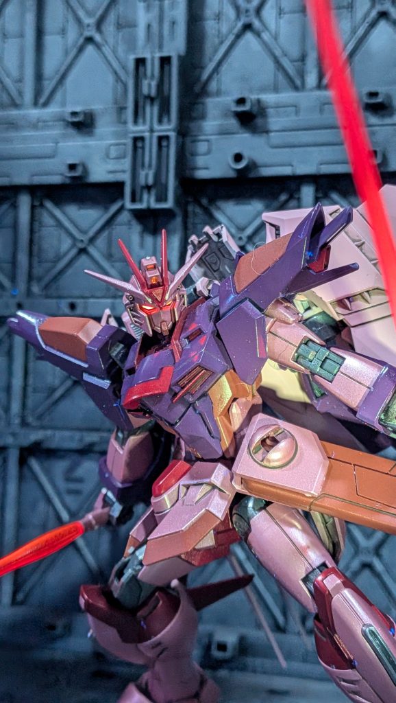 ポージング楽しい(gundam-kao7)