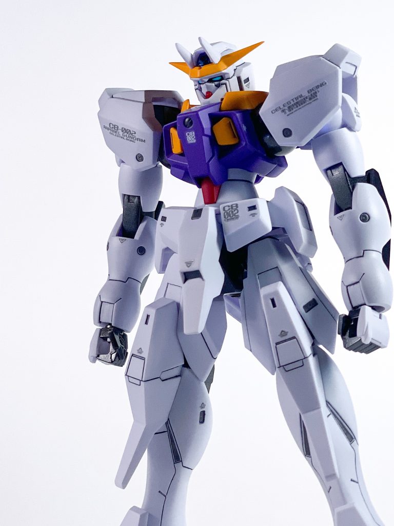 ホワイトはガイアピュアホワイトにパープルとグレーを加えてます。イエローはガイアのマンダリンイエローパープルはガイアのマイザーパープルレッドはクレオスモンザレッドにブラウンを加えてます。&nbsp;