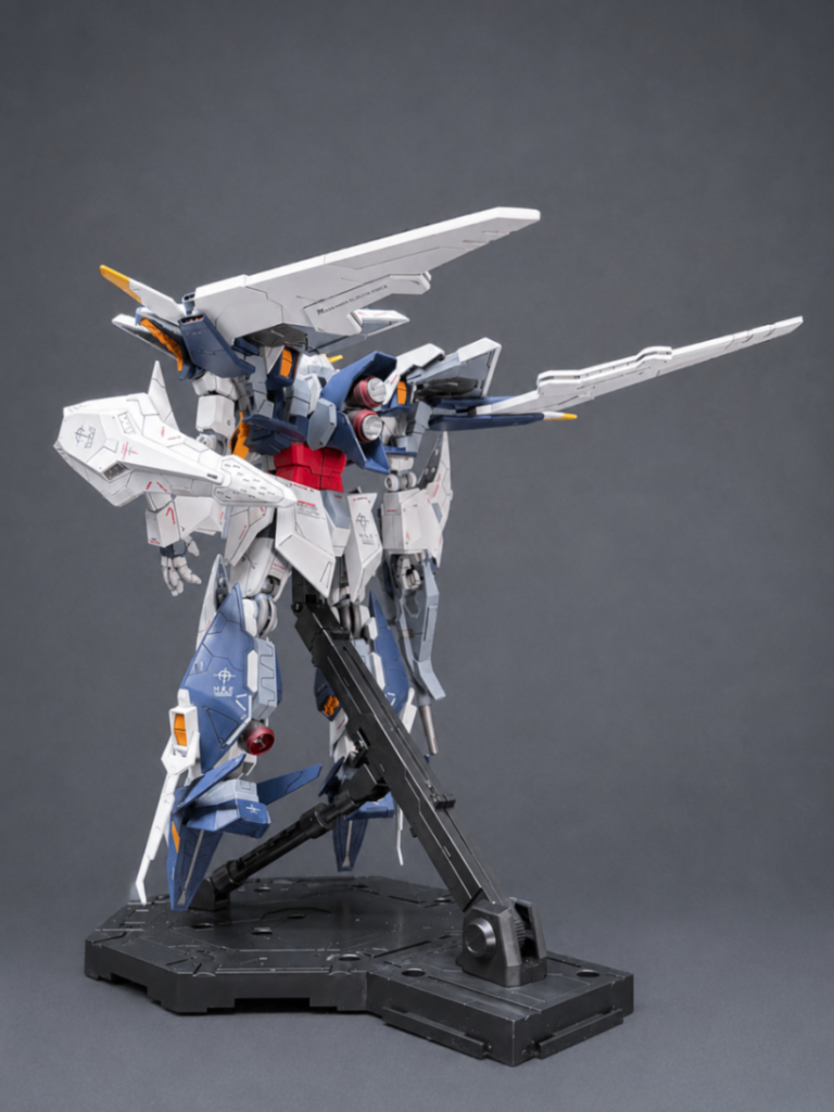 クスィーガンダム  フライトモード–5枚目/制作者：とも