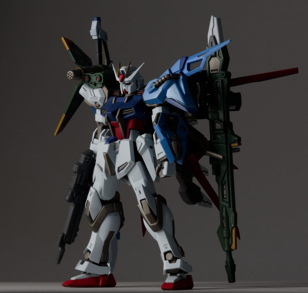 カプセルアクションは約1/200スケールという今のガンプラではリリースされなくなったサイズでありつつ、ハイコンプロと同じスケールということもあり、懐かしさと新鮮さが共存する珍しい製品です。&nbsp;