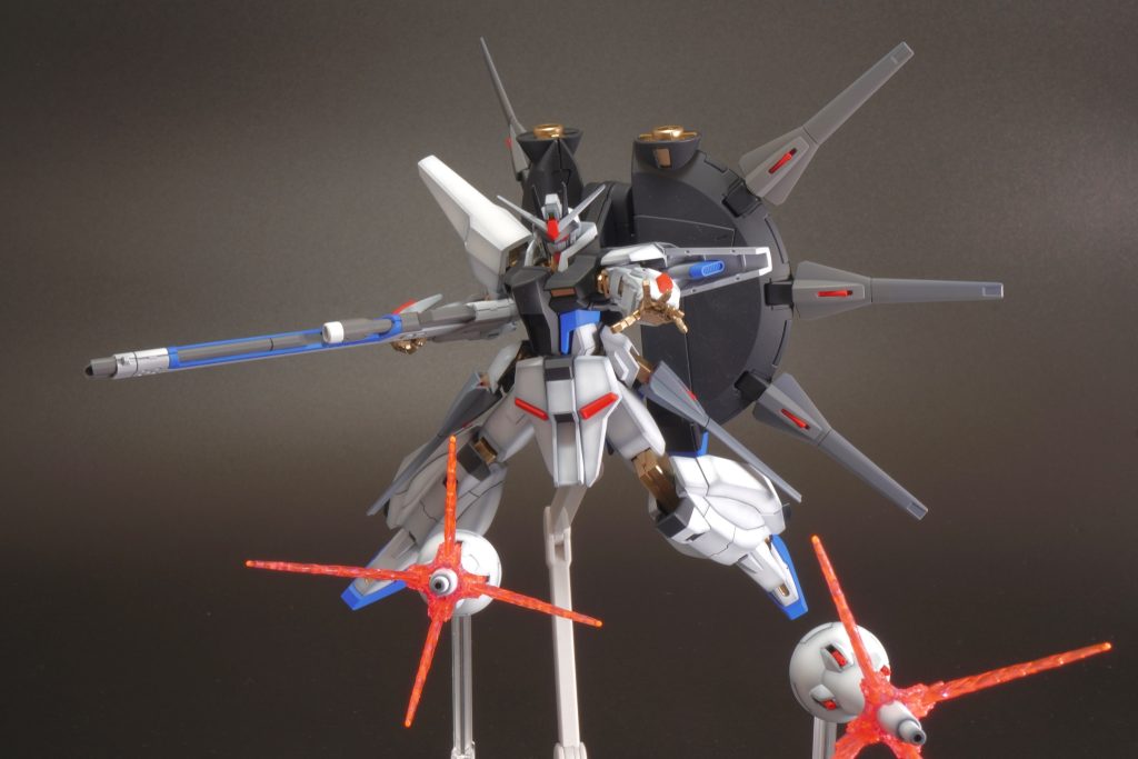 HGレジェンドガンダム–4枚目/制作者：taka-kby