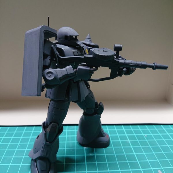 本体は完成。後は台座を作ります。（3枚目）