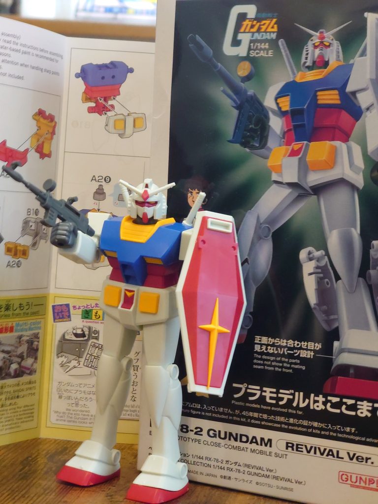 説明書に旧キットの懐かしエピソード満載で、懐かしさでいっぱいに、皆さんに古き良き時代のタイムスリップに作って感じて欲しい😁