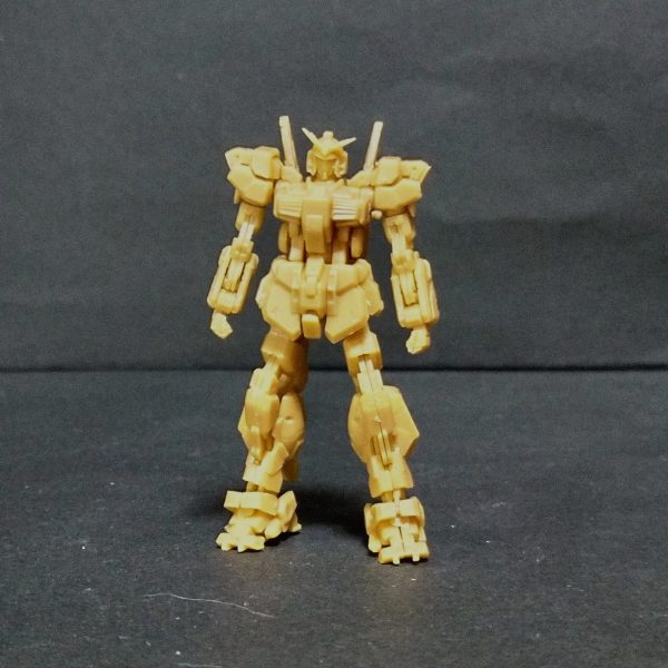 アーティファクトスーパーガンダムを仮組してプランを検討します😊取り敢えずいつものアルミ線関節で行こうと思いますが、前回のバイアランカスタムの反省で可動式は狙いますが、無理な可動は控えて、あくまでもプロポーション調整のオマケくらいの感じで行きます🙏今回も腕まわりはある程度可動行けそうですが、脚部はかなり厳しそうな構造で、このサイズでのガチ関節自作は無理なので💦💦（3枚目）