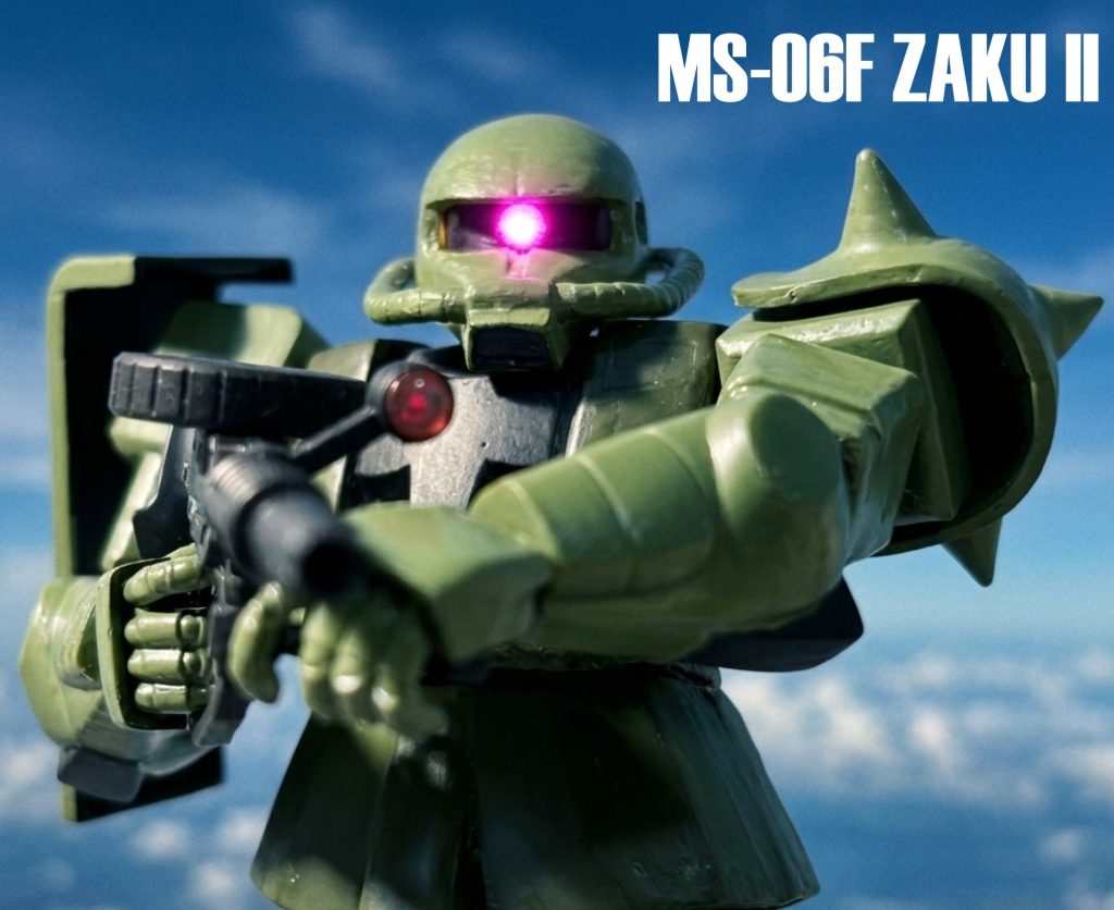 ザクは旧キットだけでも4体ぐらい作りましたね(zaku-kao2)