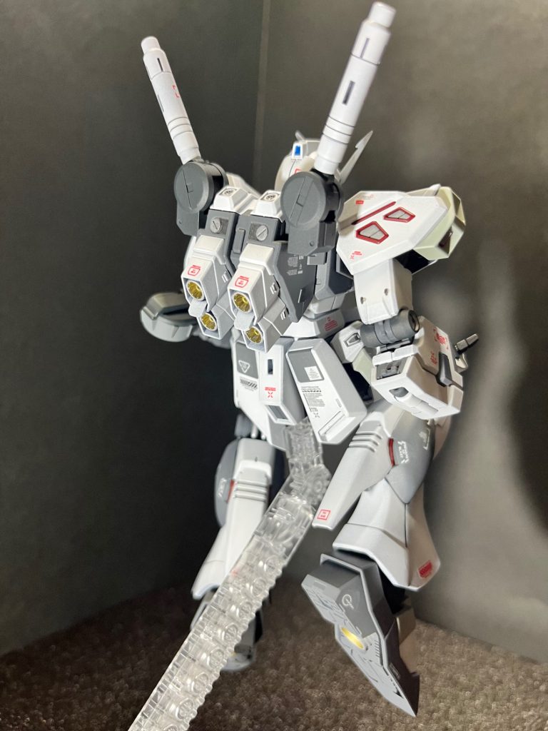量産型νガンダム　ファーストロットカラー–4枚目/制作者：BEEF