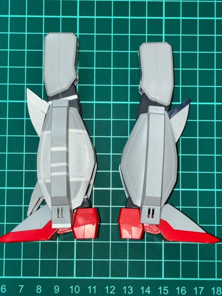 この形状の脚は伸ばすのがなかなかに面倒ですこの後に足を前後に縮めました(3mm程)