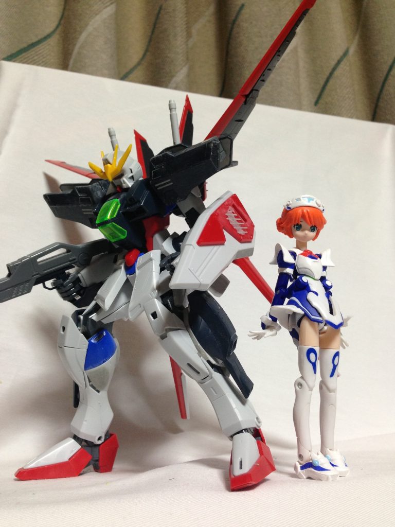 移植作業初期。一応機構は残してあるのでフォースシルエットも装備できる。