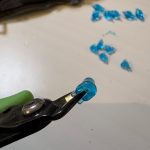 トップコートを乾かす間にキュベレイのファンネルエフェクトを取り付けできるように改[…]