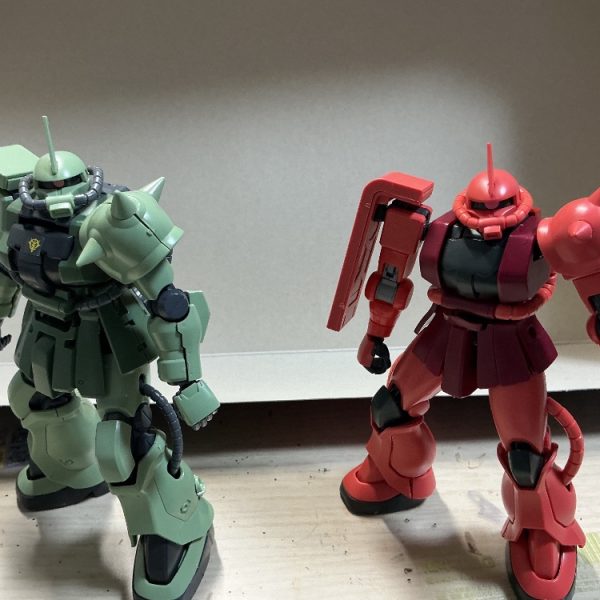 (再投稿)HG MS-06F-2ザクⅡF2 MS-06Sシャア専用ザクⅡ