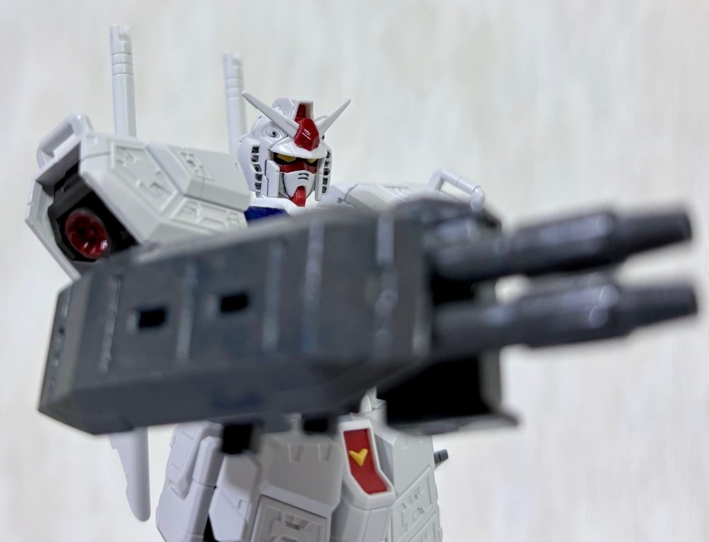 もちろん元の万博ガンダムの顔に戻せる。