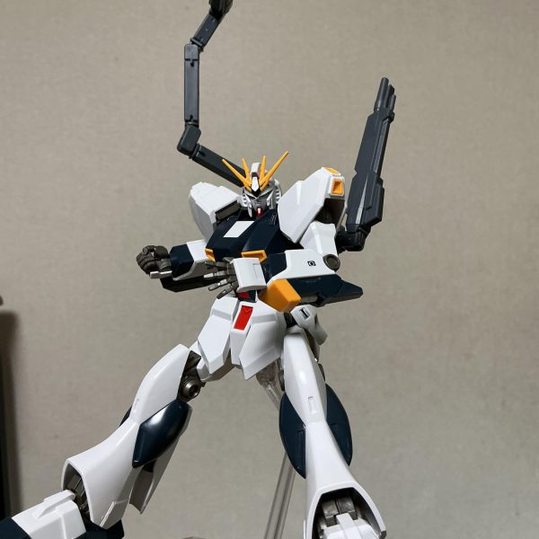 νガンダムを自分好みに改造しようと思っていじってます。（3枚目）