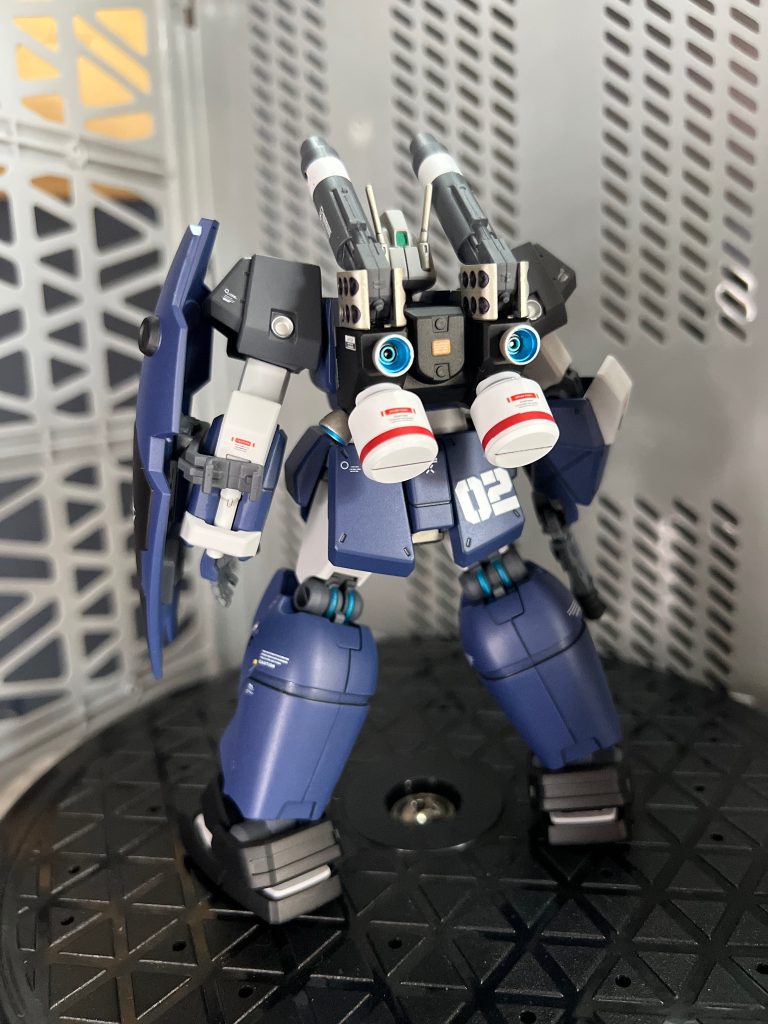 後ろ