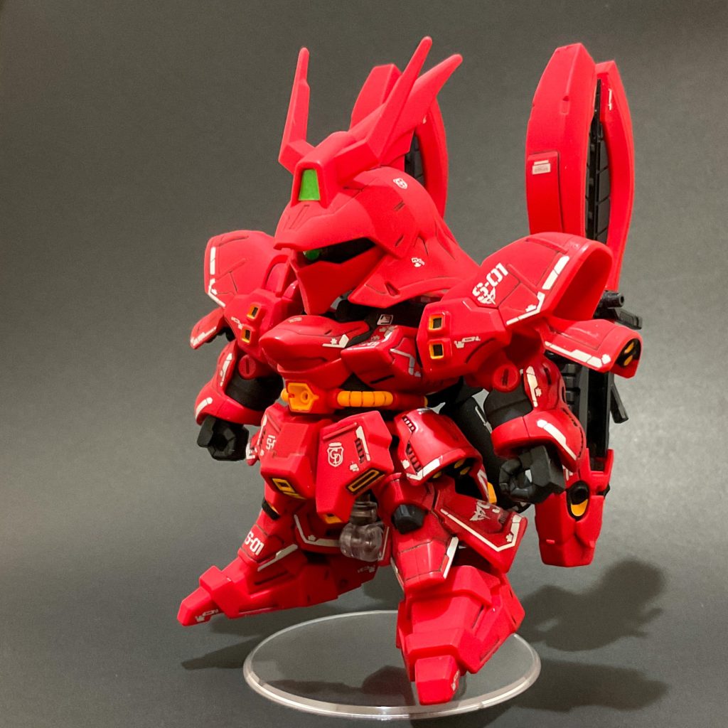 　初めてのガンスタへの投稿作品（2024年3月）は動くガンダムを観に行ったときにお土産で買ったSDCS横浜ガンダムでした。それまでSDは作ったことがなく、肉抜きは多いわ色やディテールは不足してるわで不満点を修正していたら（大したことはしてないけど）結果的に今までにやったことがないくらいに手を加えていました。