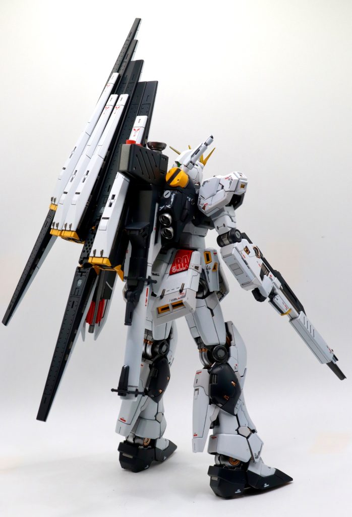 RG νガンダム完成！やはり伊達じゃない–4枚目/制作者：翔太郎