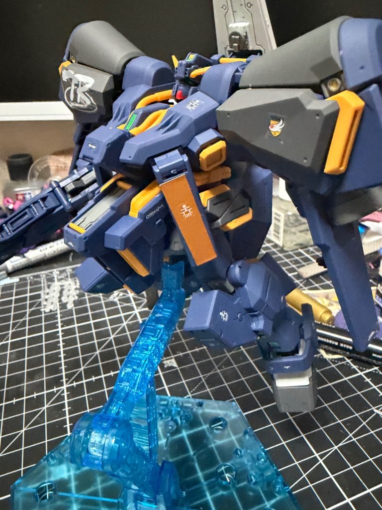 ガンダムTR-1[ヘイズル改]イカロス・ユニット装備