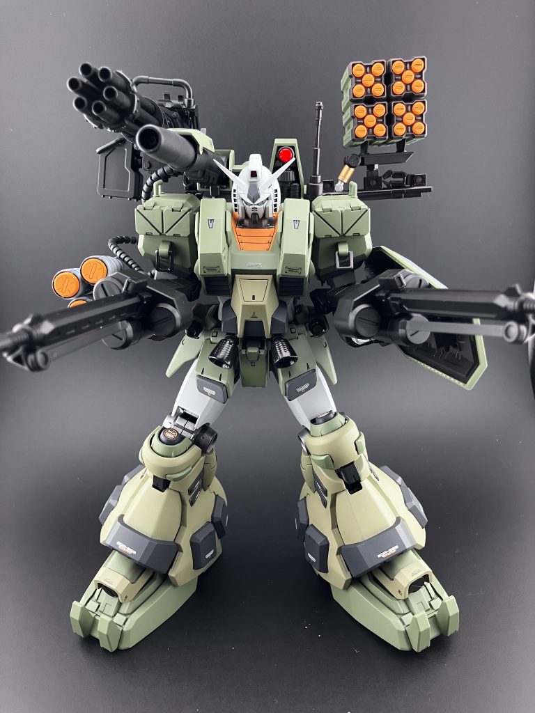 メインウェッポンは大型マシンガンです。