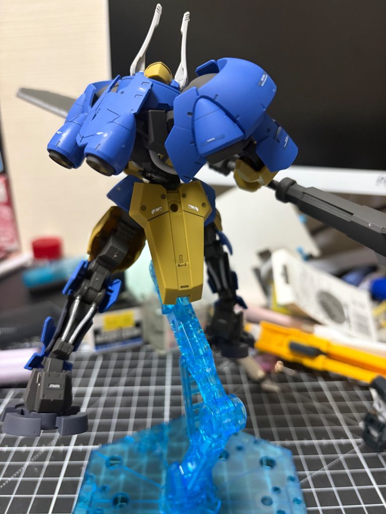 ヴァルキリアバスターソードがデカすぎて写真に収まりきりませんね。