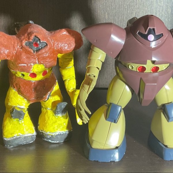 紙粘土ゴッグとHGゴッグ