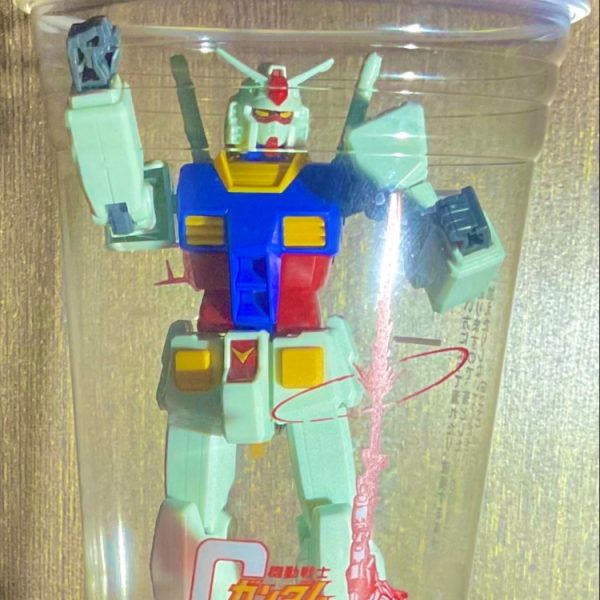 コラボにとらえられたガンダム
