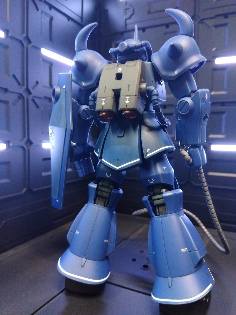 REVIVEを謳うだけあって、なんだか作り易いキットでした。ランドセルの穴はシールドを背負わすためなのかな。