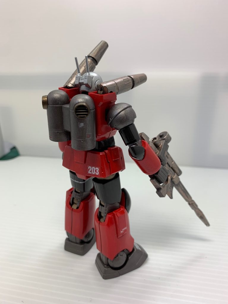 おしりにも203のマーキング
