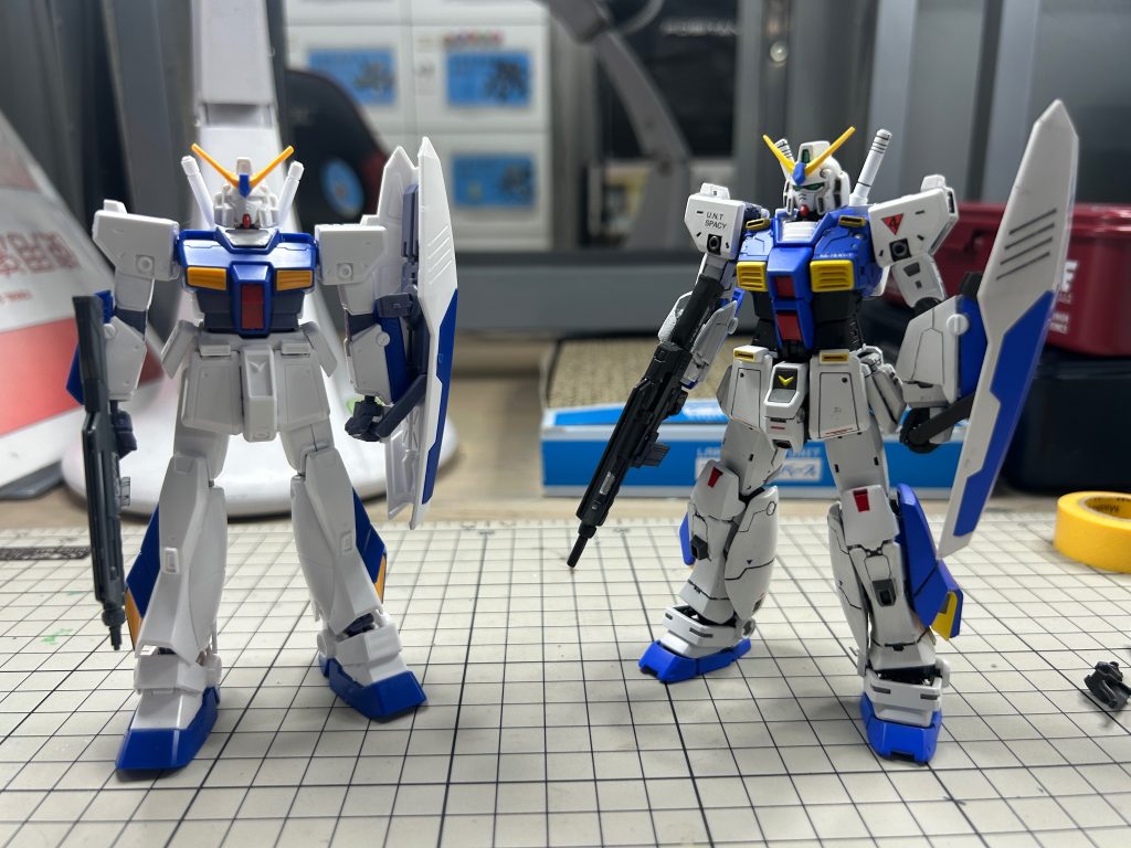 HGアレックスと比較RG2.0は手元に無いので比較無し😓