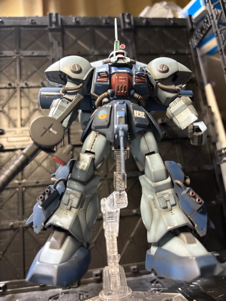 ウィング畳んだ状態正面。