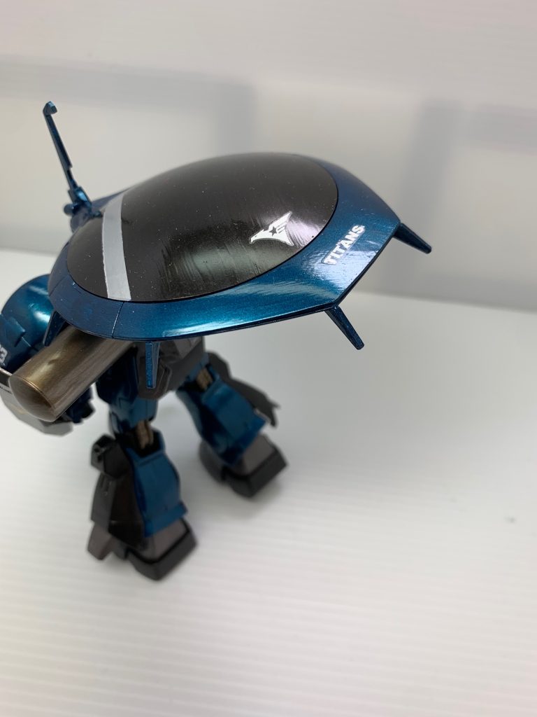 バックショット。レドームにティターンズマーク。